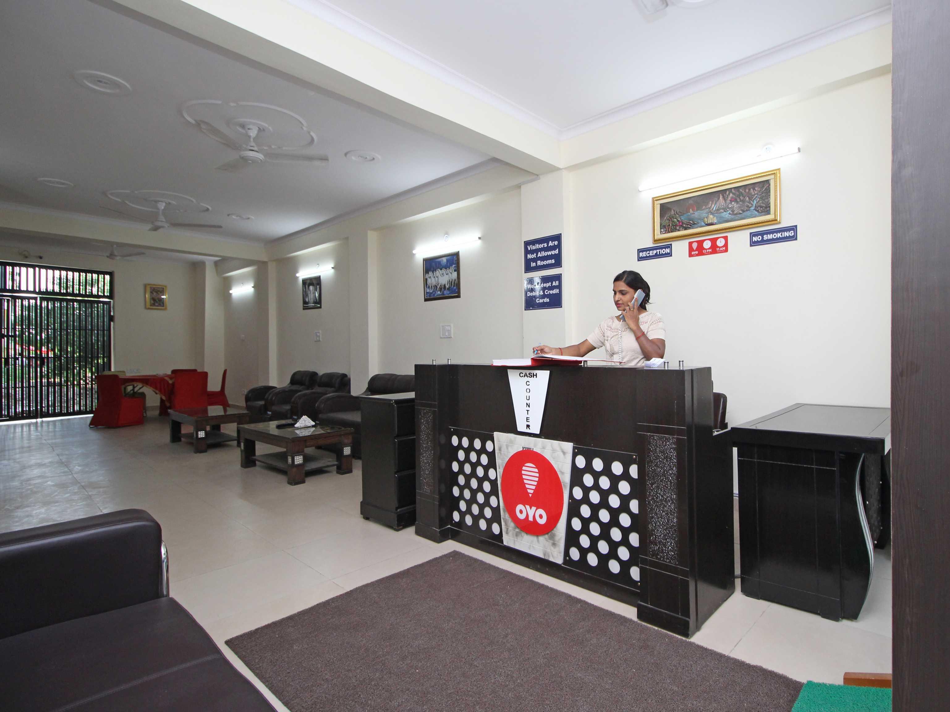 Hotel O Surya Palace New Delhi Exteriör bild